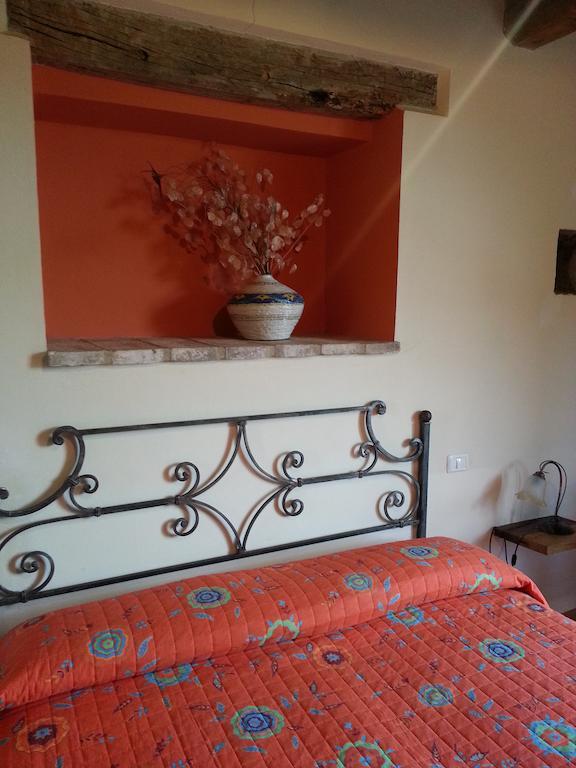 Girfalco Country House Panzió Urbino Kültér fotó